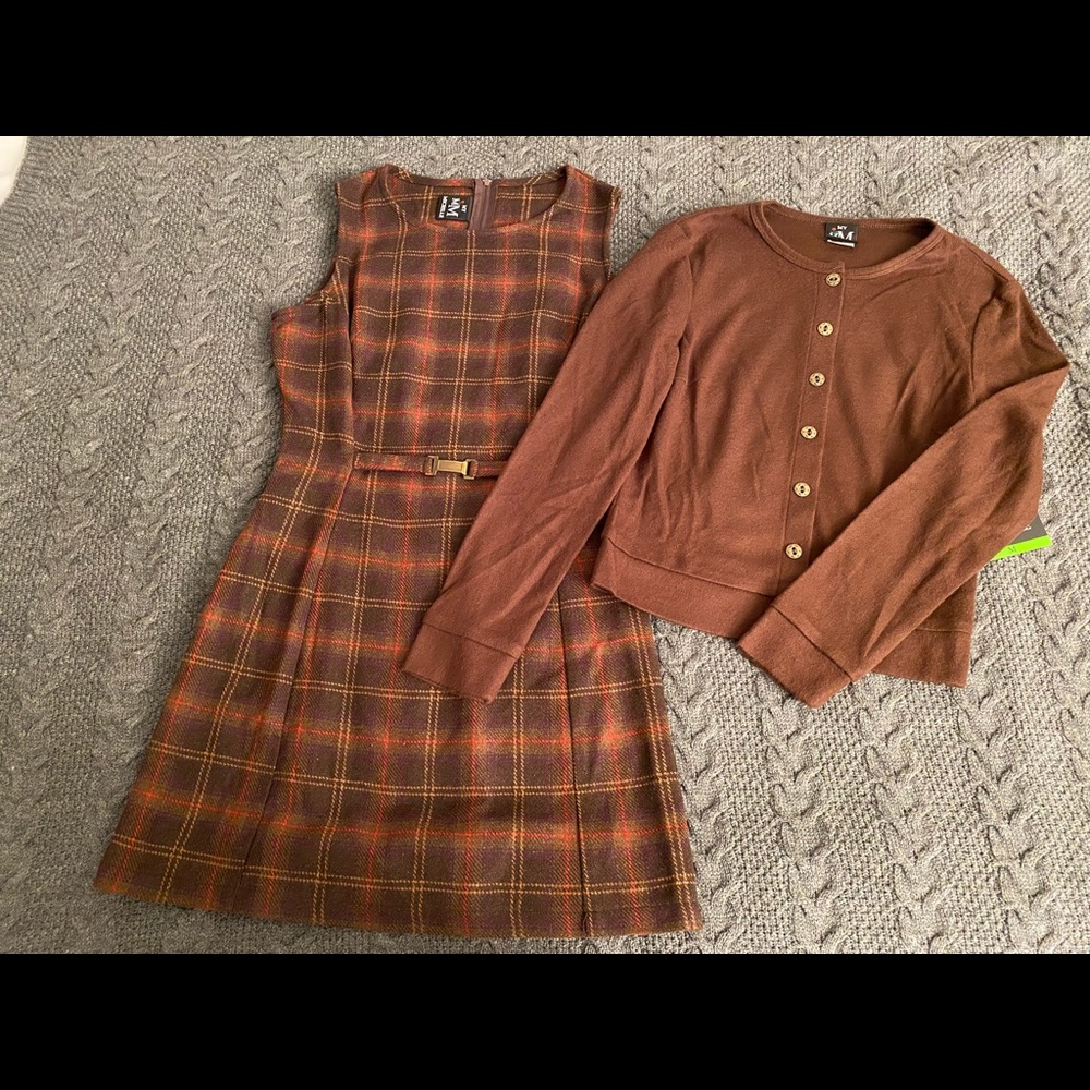 Girls, Brand New Dress/Sweater Set - Picture 2 of 9